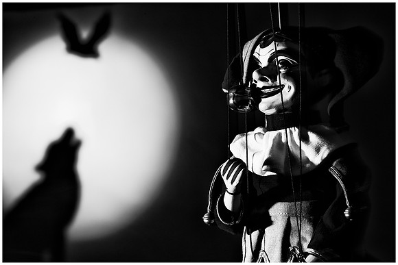 Sinister Puppet c/w Wolf & Bat